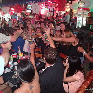 2014-11-15  Smurf Bar