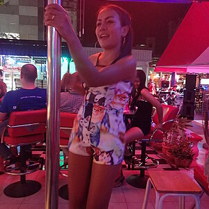 2014-11-15  Smurf Bar