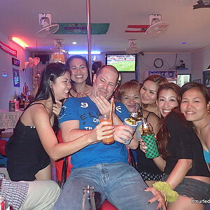 2014-11-15  Smurf Bar