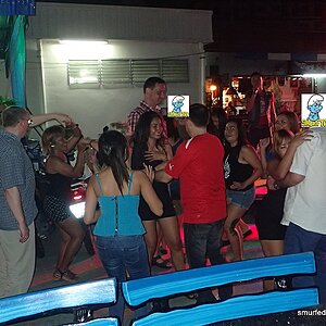 2014-11-15  Smurf Bar