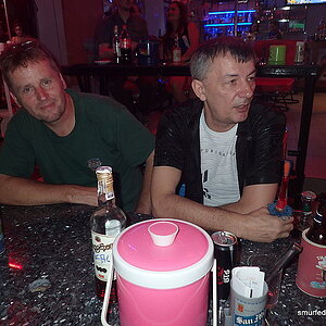 2014-11-16  Smurf Bar