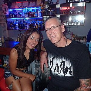 2014-11-16  Smurf Bar