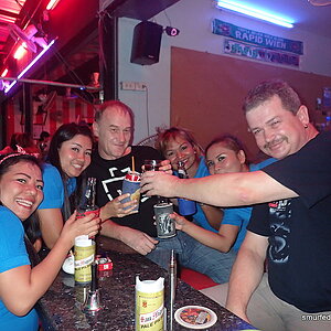 2014-11-17  Smurf Bar