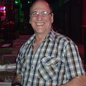 2014-11-17  Smurf Bar