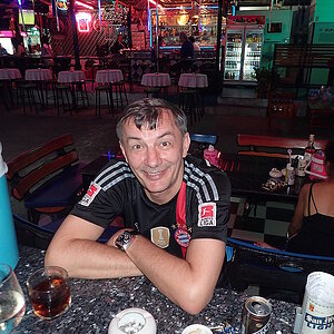 2014-11-18  Smurf Bar