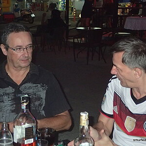 2014-11-19  Smurf Bar