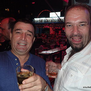 2014-11-19  Smurf Bar