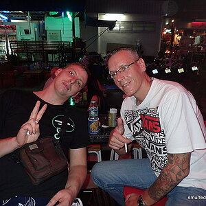 2014-11-19  Smurf Bar