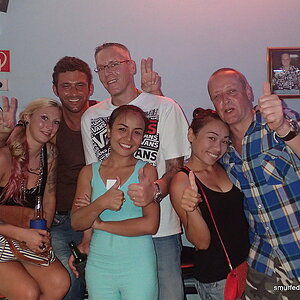 2014-11-19  Smurf Bar