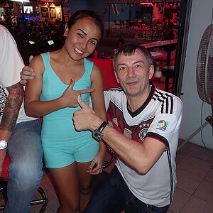 2014-11-19  Smurf Bar