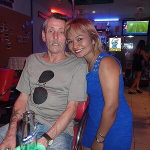 2014-11-22  Smurf Bar