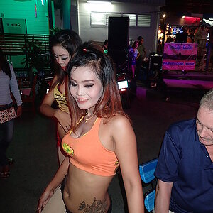2014-11-23  Smurf Bar