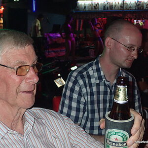 2014-11-23  Smurf Bar