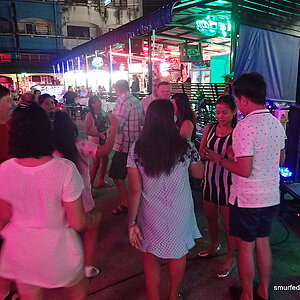 2014-11-23  Smurf Bar