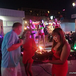 2014-11-23  Smurf Bar