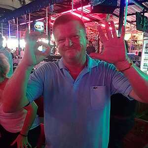 2014-11-23  Smurf Bar