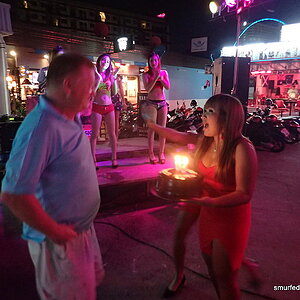 2014-11-23  Smurf Bar