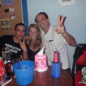 2014-11-23  Smurf Bar