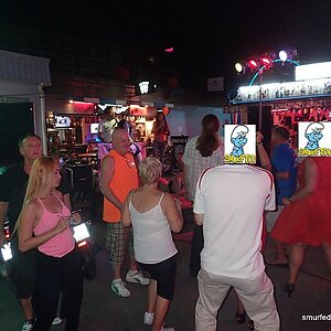 2014-11-23  Smurf Bar