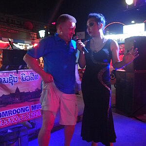 2014-11-23  Smurf Bar