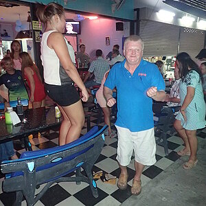 2014-11-23  Smurf Bar