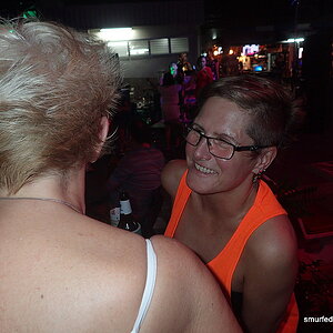 2014-11-23  Smurf Bar