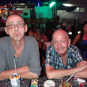 2014-11-27  Smurf Bar