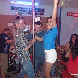 2014-11-28  Smurf Bar