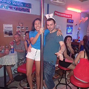 2014-11-28  Smurf Bar