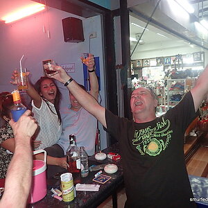 2014-11-28  Smurf Bar