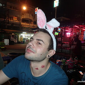 2014-11-28  Smurf Bar