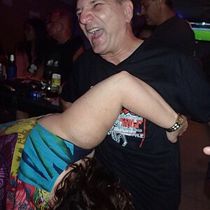 2014-11-30  Smurf Bar