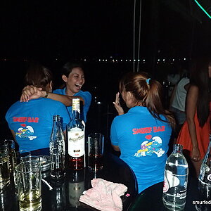 2014-12-01  Smurf Bar