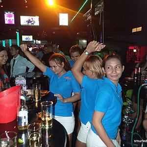 2014-12-01  Smurf Bar