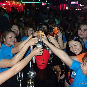 2014-12-01  Smurf Bar