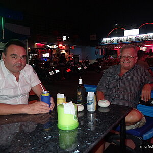 2014-12-02  Smurf Bar