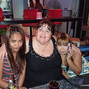 2014-12-02  Smurf Bar