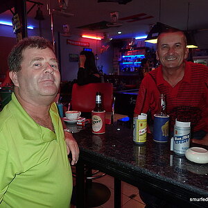 2014-12-03  Smurf Bar