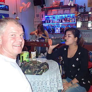 2014-12-05  Smurf Bar