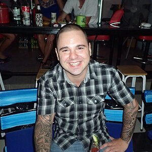2014-12-05  Smurf Bar