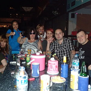 2014-12-05  Smurf Bar
