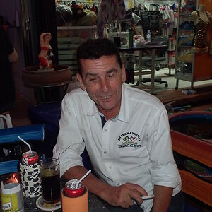 2014-12-05  Smurf Bar