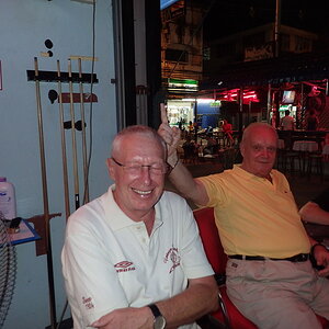 2014-12-05  Smurf Bar