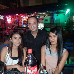 2014-12-06  Smurf Bar