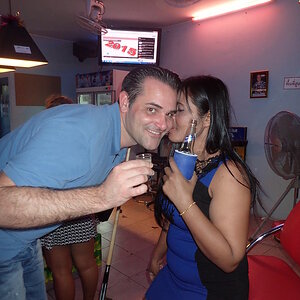 2014-12-06  Smurf Bar
