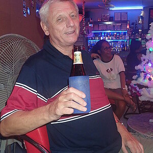 2014-12-08  Smurf Bar