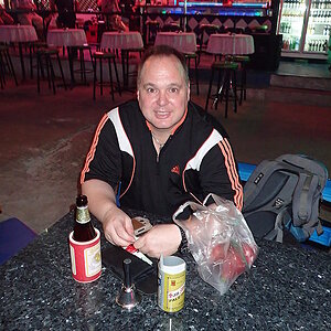 2014-12-10  Smurf Bar
