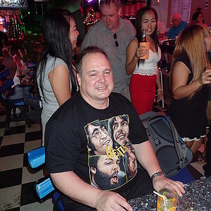 2014-12-11  Smurf Bar