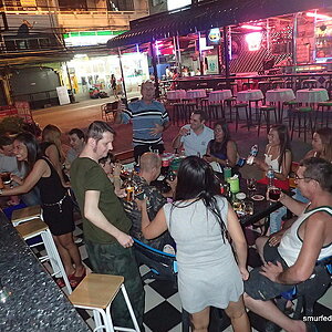 2014-12-11  Smurf Bar