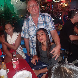 2014-12-12  Smurf Bar
